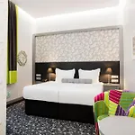 Hotel - Gym, Pool & 4*
