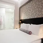 Hotell - Gym, Pool & 4*