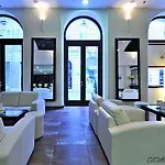 Hotell - Gym, Pool &