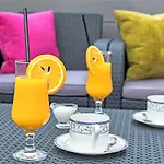 - Gym, Pool & Hotel Sarajevo