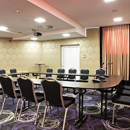 酒店 - Gym, Pool & 塞拉耶佛