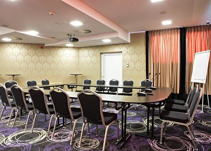 酒店 - Gym, Pool & 塞拉耶佛