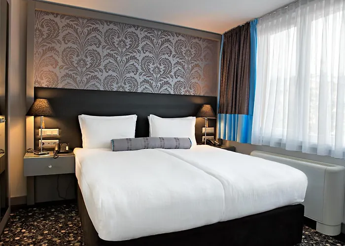 酒店 - Gym, Pool &