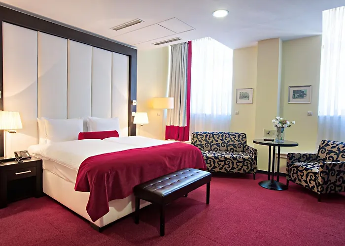 - Gym, Pool & 酒店 塞拉耶佛