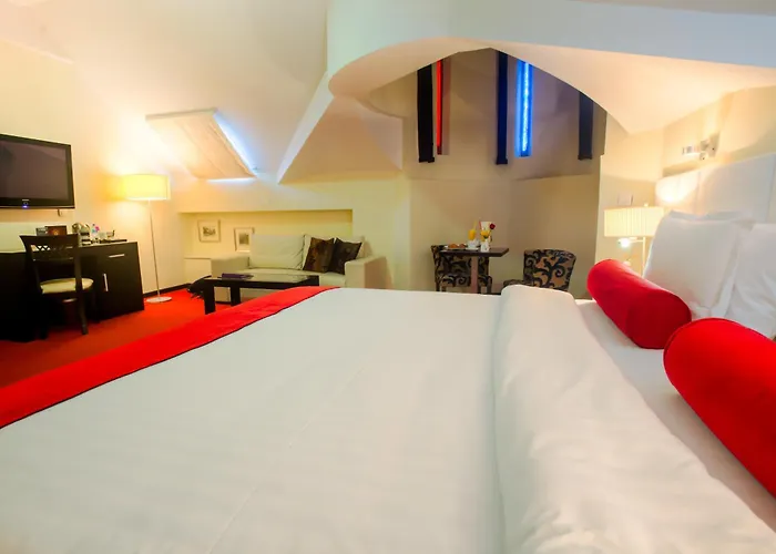 酒店 - Gym, Pool & 塞拉耶佛