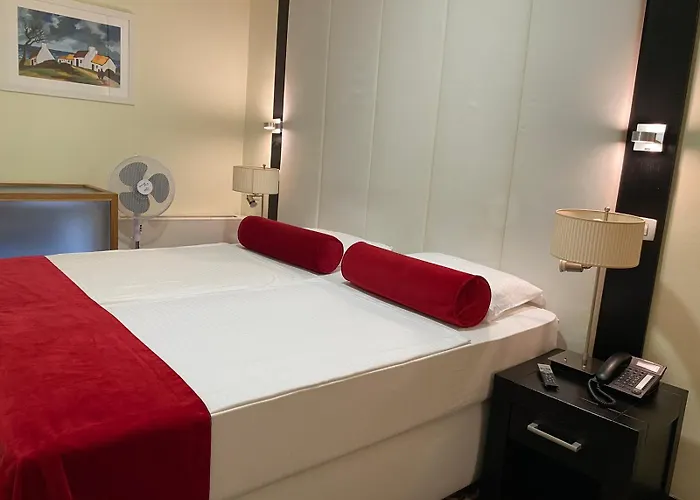 - Gym, Pool & 酒店 塞拉耶佛