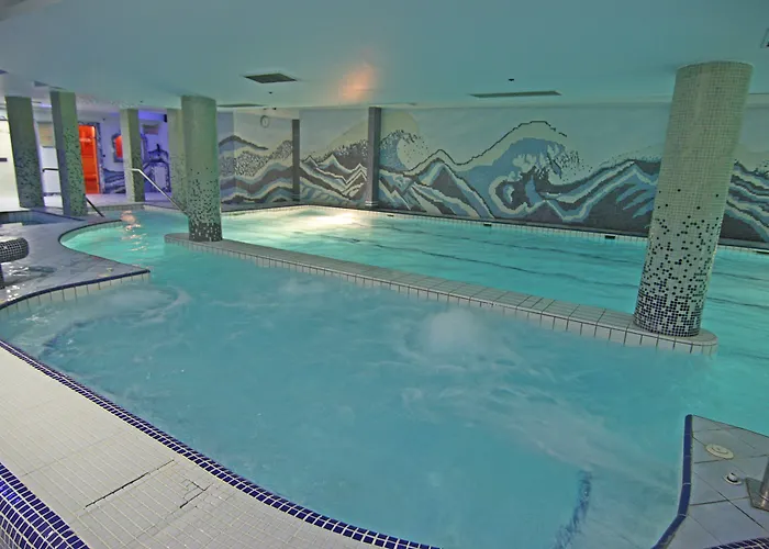 酒店 - Gym, Pool & 4*