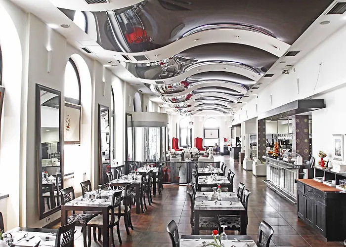 酒店 - Gym, Pool & 塞拉耶佛